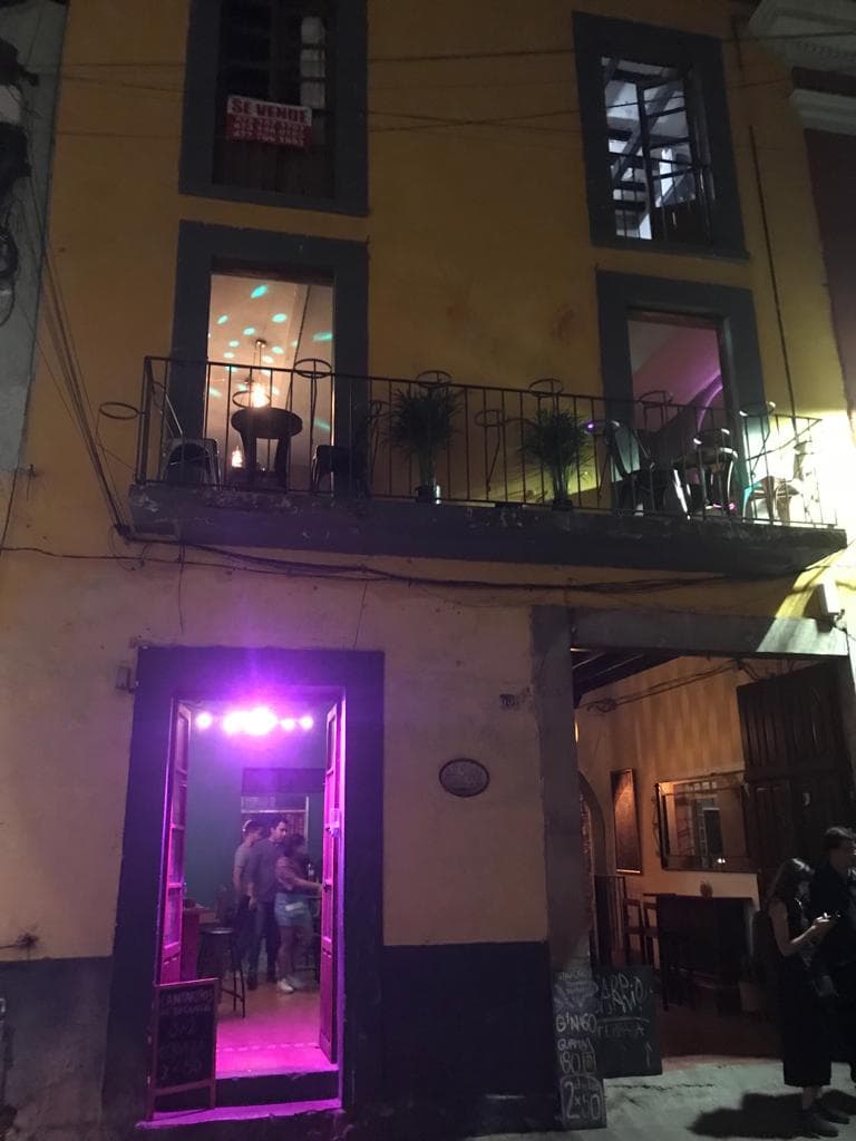 Restaurante Bar | Casa Tres Niveles